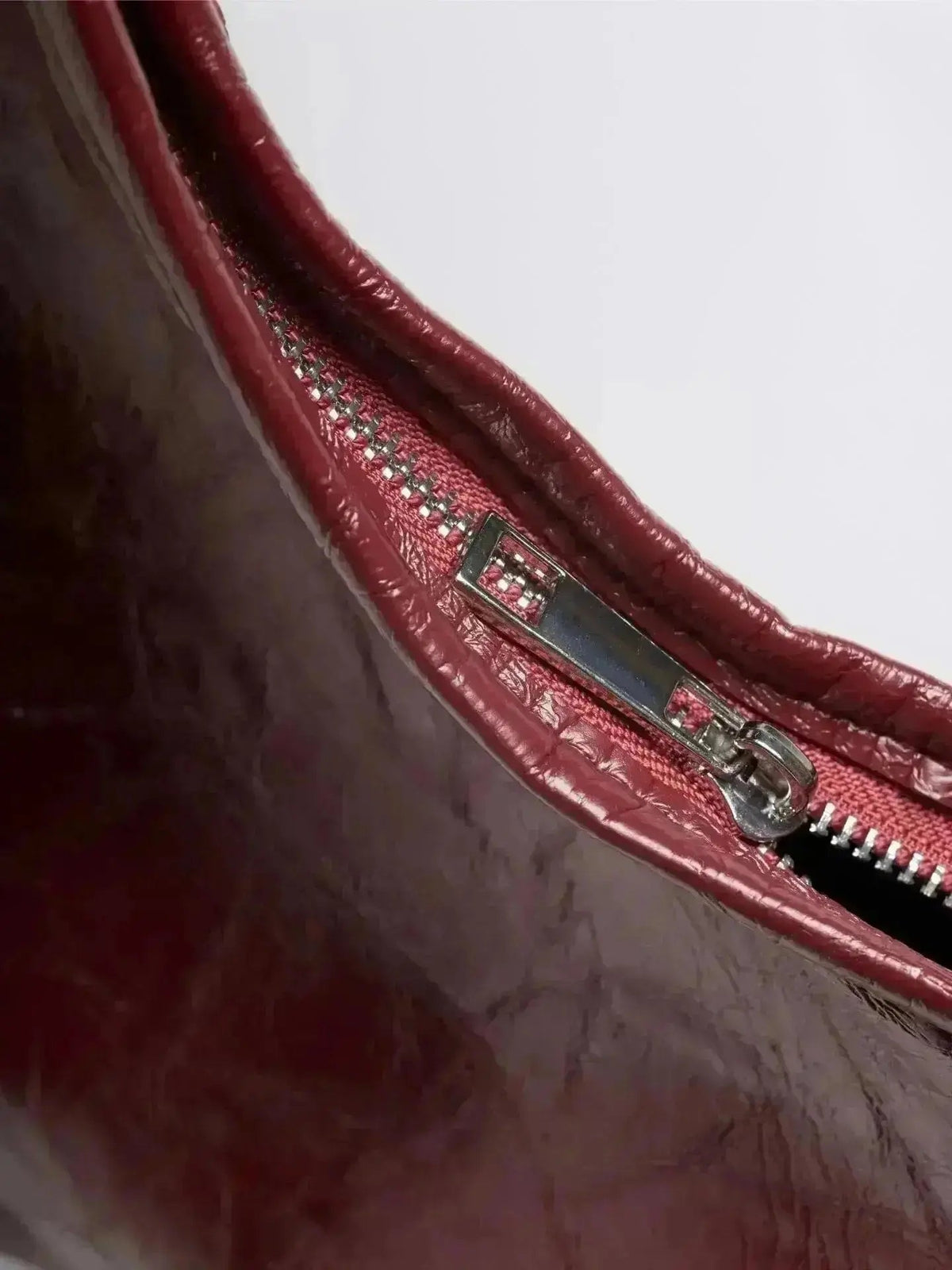 Scarlett Distressed Leather Tote